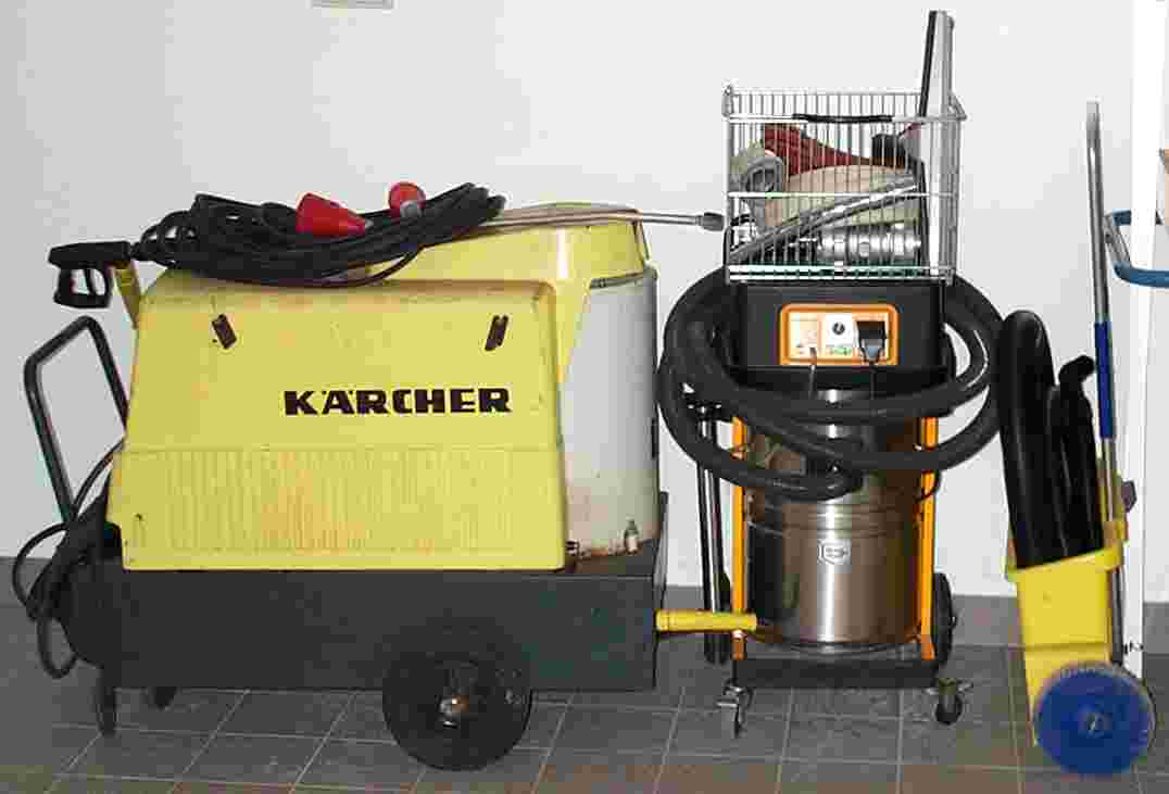 Hochdruckreininger und I-Sauger